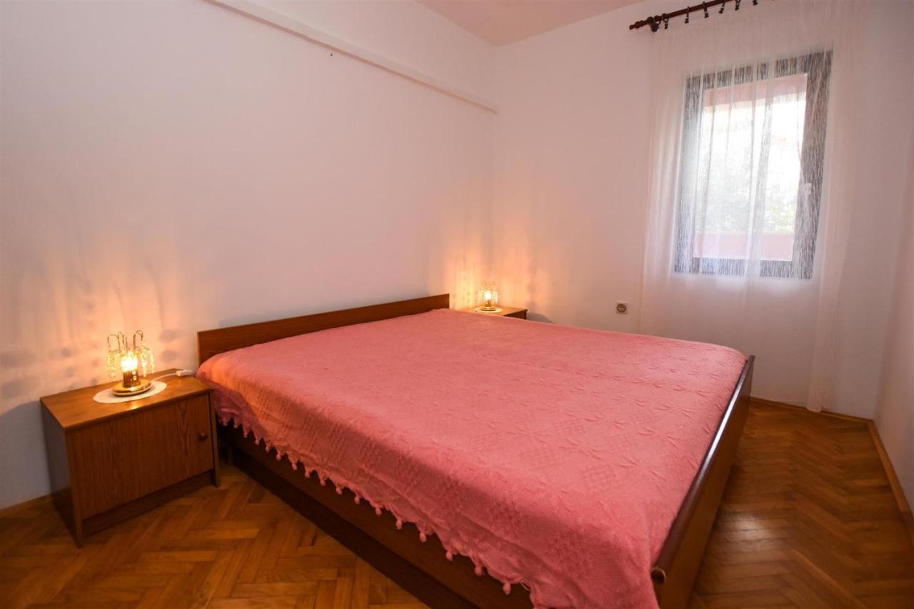 Apartments With A Parking Space Pag - 11358 Pag Town Esterno foto
