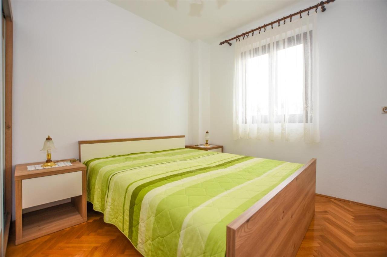 Apartments With A Parking Space Pag - 11358 Pag Town Esterno foto