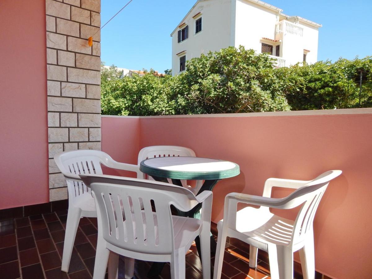 Apartments With A Parking Space Pag - 11358 Pag Town Esterno foto