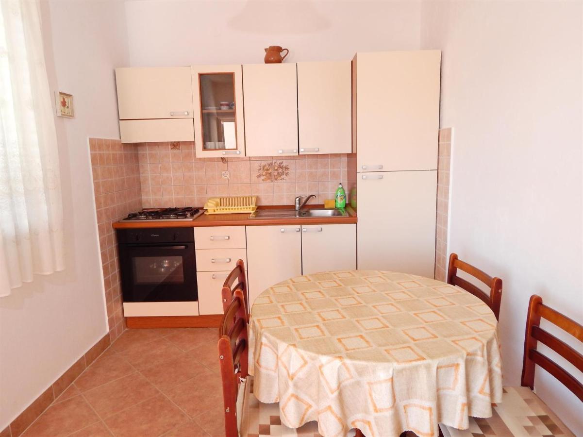 Apartments With A Parking Space Pag - 11358 Pag Town Esterno foto
